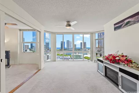 801 S King St #1903, Honolulu, HI 96813