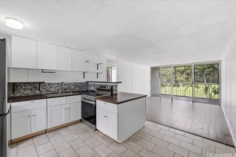 95-009 Waikalani Dr #A205, Mililani, HI 96789