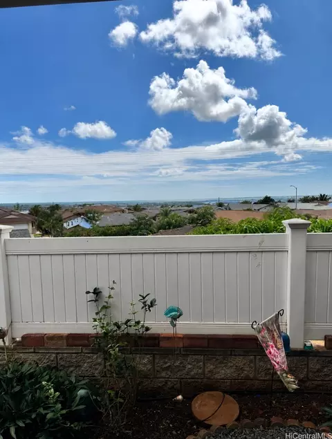 94-461 Hamau St, Waipahu, HI 96797