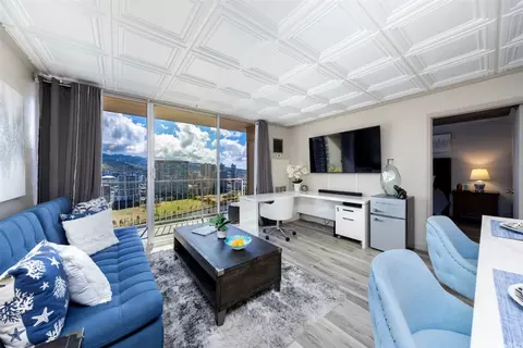 1925 Kalakaua Ave #2807, Honolulu, HI 96815