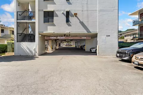 1314 Kinau St #602, Honolulu, HI 96814