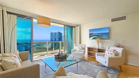 1177 Queen St #3702, Honolulu, HI 96814
