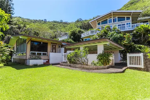 3250 Melemele Pl, Honolulu, HI 96822