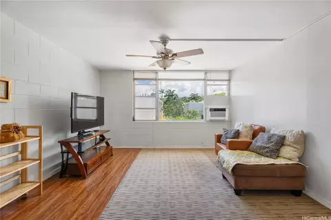 98-1040 Moanalua Rd #1-302, Aiea, HI 96701