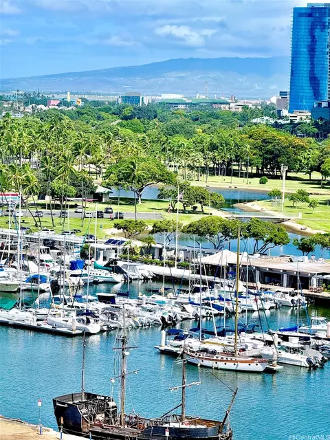 1676 Ala Moana Blvd #1101, Honolulu, HI 96815