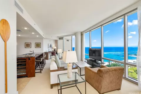 223 Saratoga Rd #3501, Honolulu, HI 96815