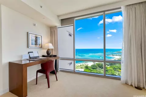 223 Saratoga Rd #3501, Honolulu, HI 96815