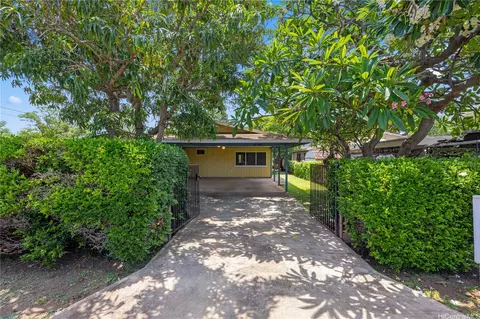 87-866 Hakeakea St, Waianae, HI 96792