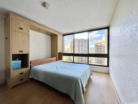 300 Wai Nani Way #I1006, Honolulu, HI 96815