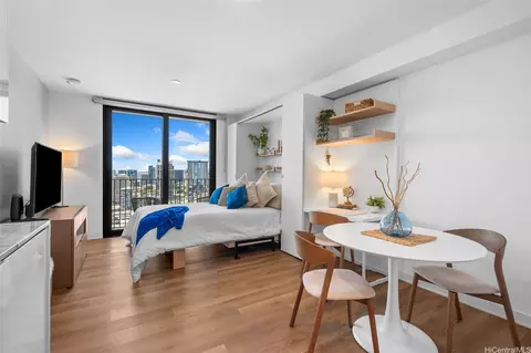 987 Queen St #2809, Honolulu, HI 96814