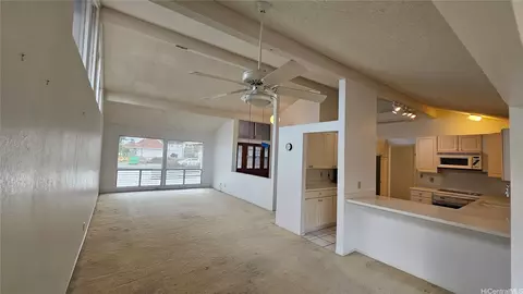 590 Keolu Dr, Kailua, HI 96734