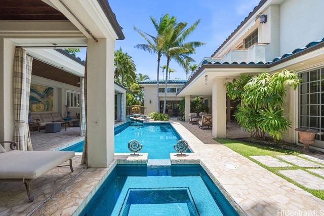 917 Iiwi St, Honolulu, HI 96816