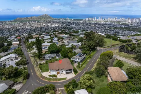 4556 Sierra Dr, Honolulu, HI 96816