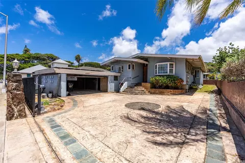 5060 Kalanianaole Hwy, Honolulu, HI 96821