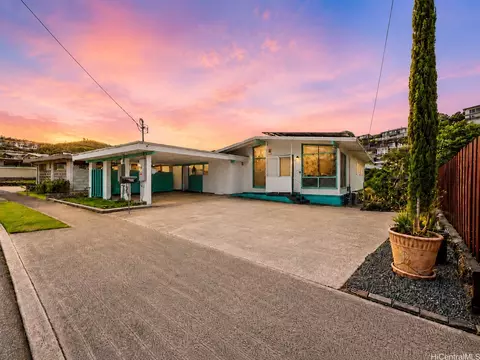1453 Onipaa St, Honolulu, HI 96819