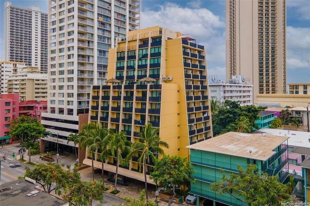 2425 Kuhio Ave #604, Honolulu, HI 96815