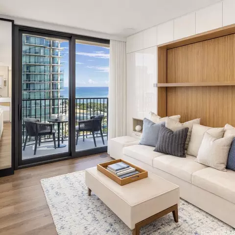 987 Queen St #1806, Honolulu, HI 96814