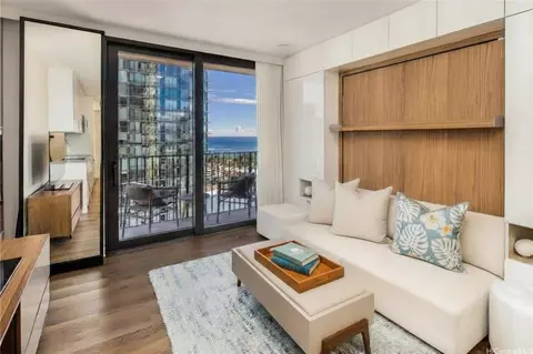 987 Queen St #1806, Honolulu, HI 96814