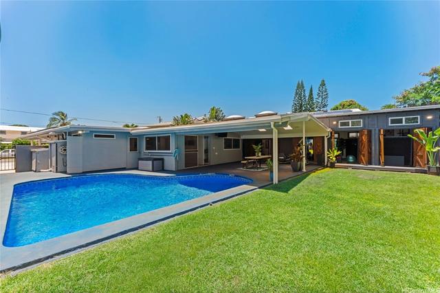 1027 Alahaki St, Kailua, HI 96734