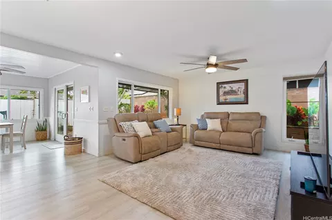 94-490 Holaniku St, Mililani, HI 96789