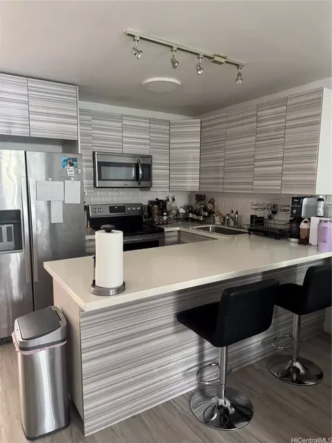 350 Aoloa St #A111, Kailua, HI 96734