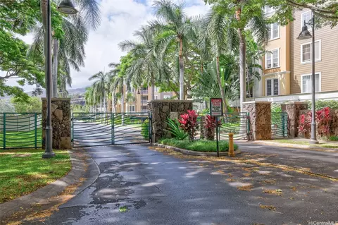 520 Lunalilo Home Rd #7414, Honolulu, HI 96825