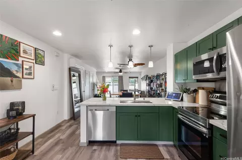 801 Kakala St #1304, Kapolei, HI 96707