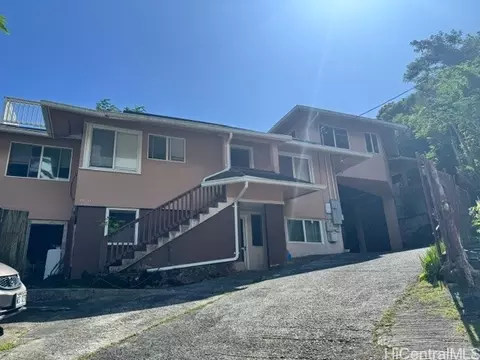 1939 Iwaho Pl, Honolulu, HI 96819