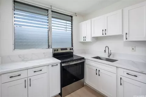98-114 Lipoa Pl #304, Aiea, HI 96701