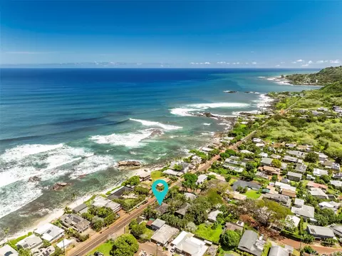 61-300 Kamehameha Hwy, Haleiwa, HI 96712