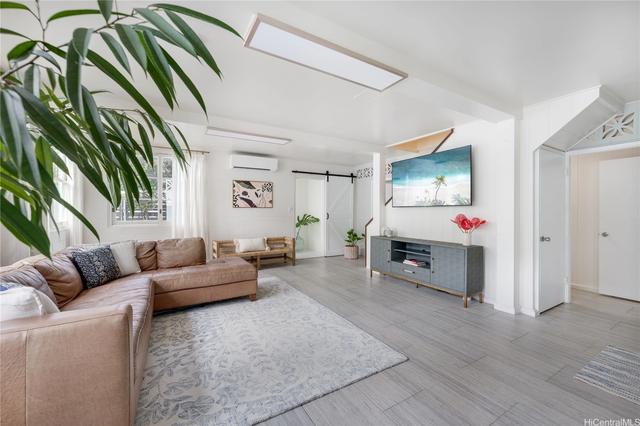 1237 Hele St, Kailua, HI 96734