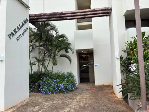 1571 Piikoi St #1503, Honolulu, HI 96822