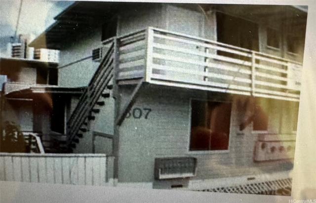 607 Isenberg St #8, Honolulu, HI 96826