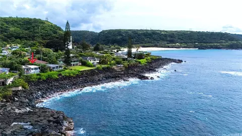 59-781 Kamehameha Hwy #1, Haleiwa, HI 96712