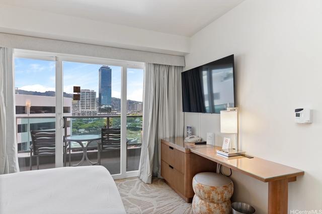410 Atkinson Dr #727, Honolulu, HI 96814