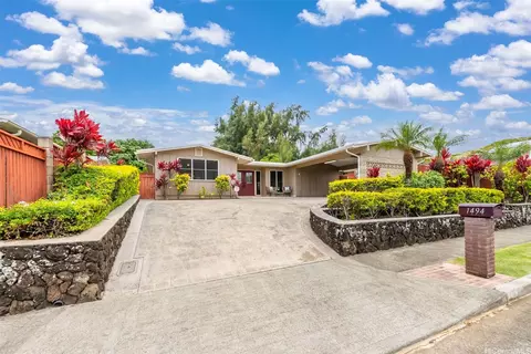 1494 Kina St, Kailua, HI 96734