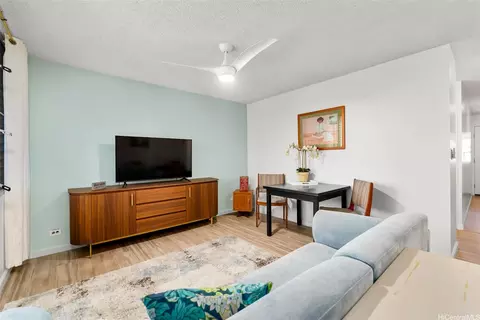 1650 Piikoi St #203, Honolulu, HI 96822