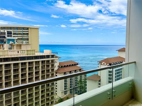 223 Saratoga Rd #2310, Honolulu, HI 96815