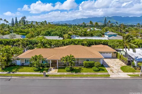 71 Namala Pl, Kailua, HI 96734