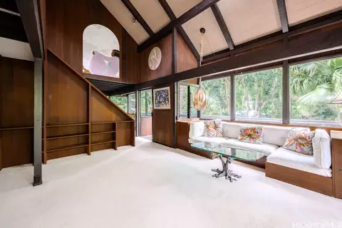 2528 Makaulii Pl, Honolulu, HI 96816