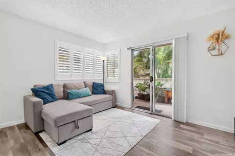95-510 Wikao St #M105, Mililani, HI 96789