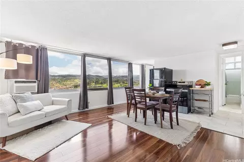 98-288 Kaonohi St #2906, Aiea, HI 96701