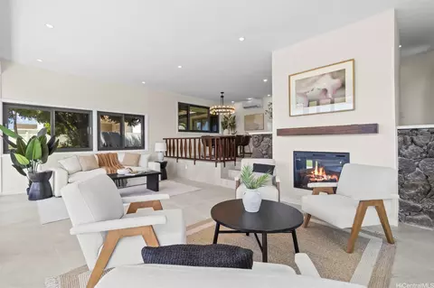 3942 Kaualio Pl, Honolulu, HI 96816