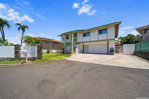 Exterior - 1011 Luaole Pl, Honolulu, HI 96818 photo 2 of 3