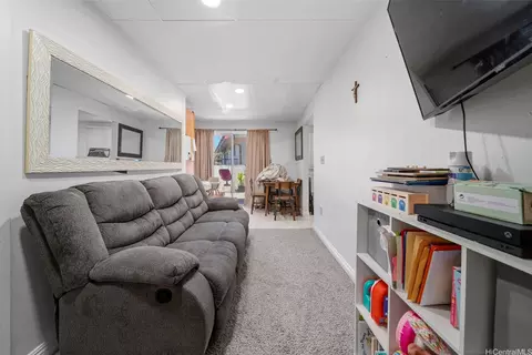 Living - 1011 Luaole Pl, Honolulu, HI 96818 photo 3 of 3