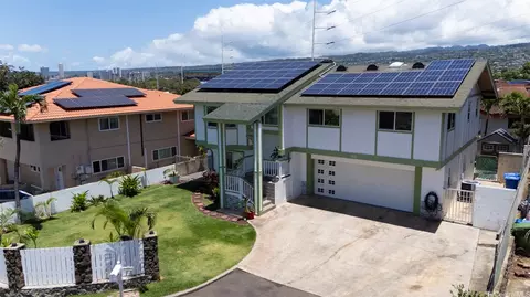 View/Area - 1011 Luaole Pl, Honolulu, HI 96818 photo 1 of 3