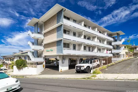 1516 Emerson St #102, Honolulu, HI 96813