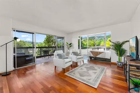 1658 Liholiho St #406, Honolulu, HI 96822