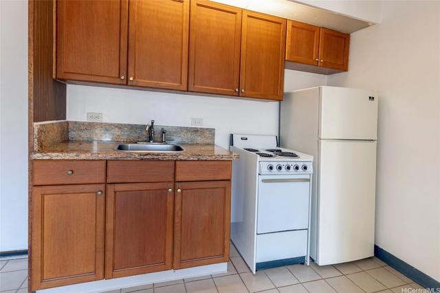 1459 Pele St #211, Honolulu, HI 96813