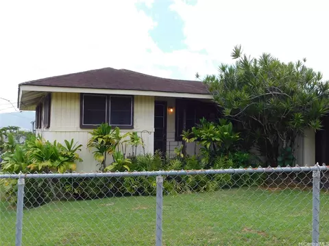 1769 Koikoi St, Wahiawa, HI 96786